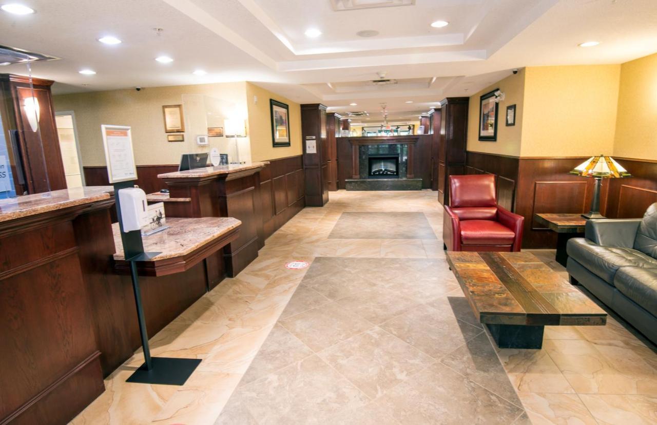 Holiday Inn Express Hotel & Suites Edson By Ihg Екстер'єр фото