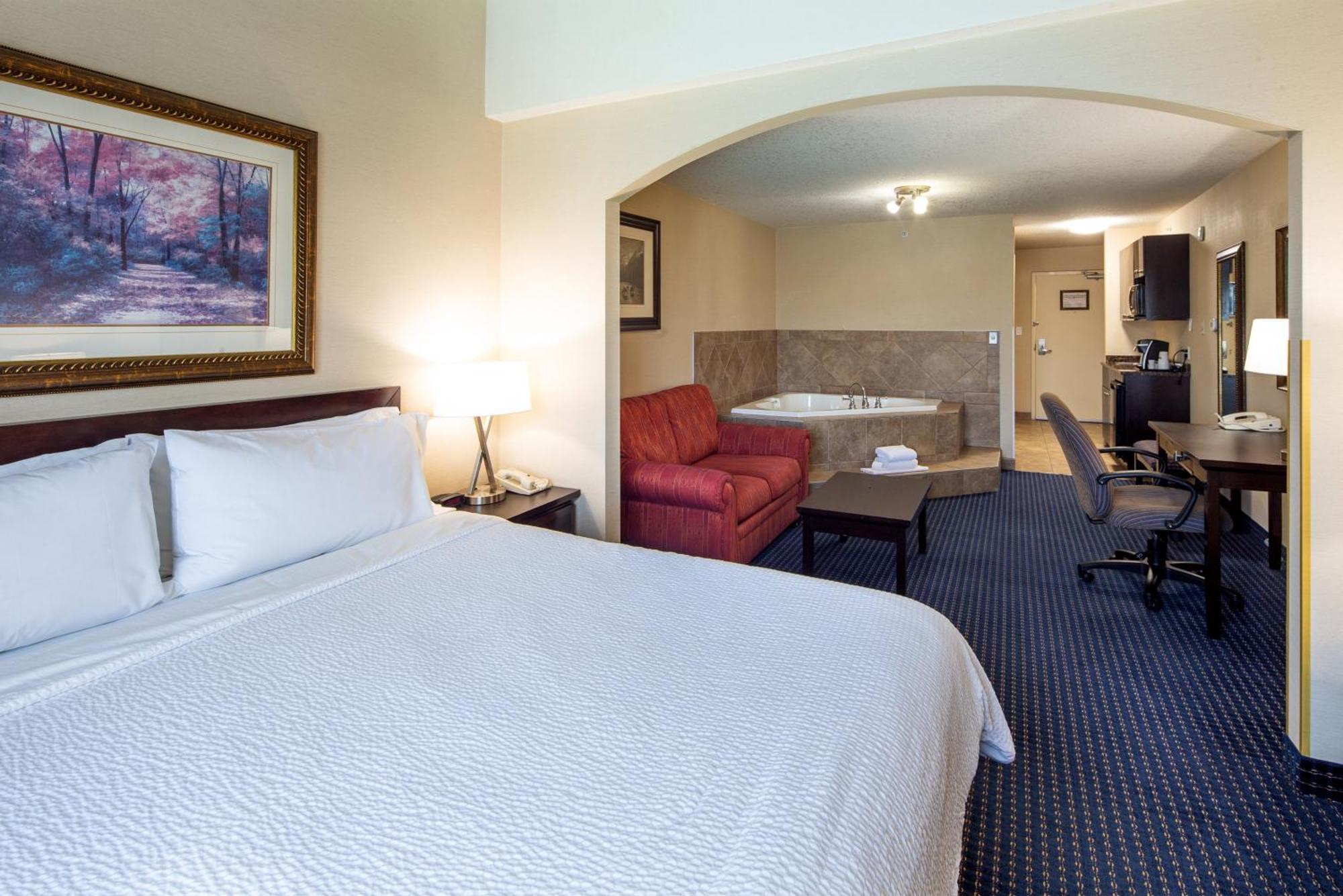 Holiday Inn Express Hotel & Suites Edson By Ihg Екстер'єр фото