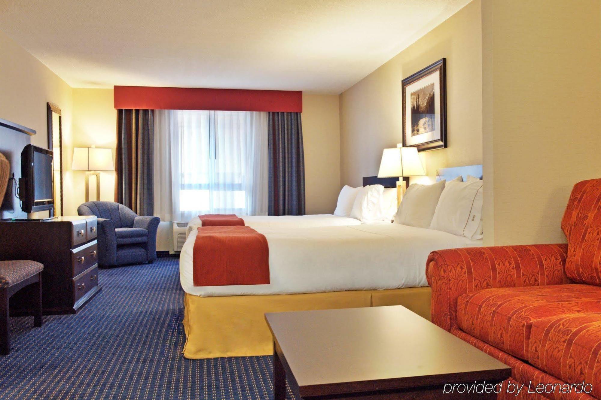 Holiday Inn Express Hotel & Suites Edson By Ihg Екстер'єр фото