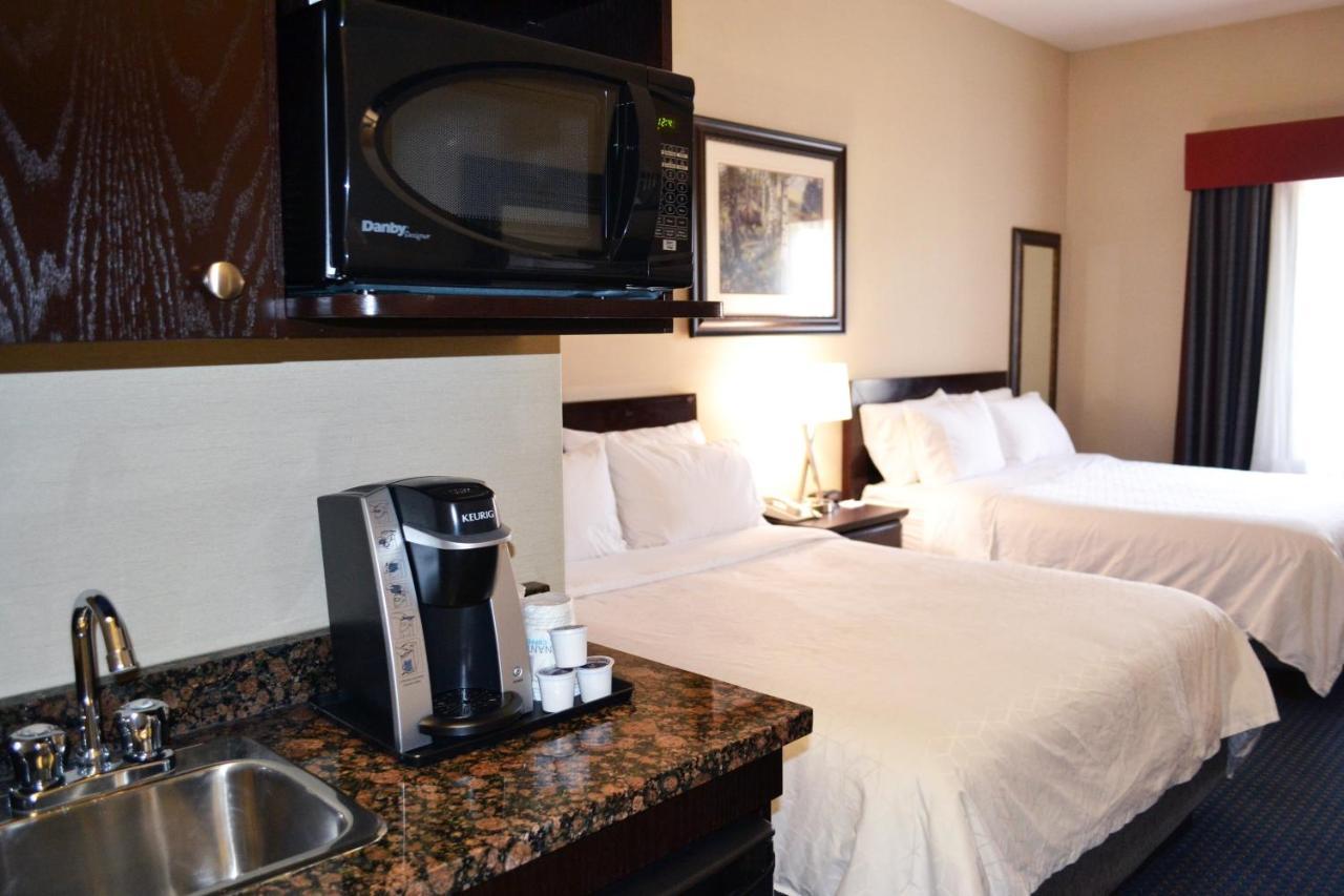 Holiday Inn Express Hotel & Suites Edson By Ihg Екстер'єр фото